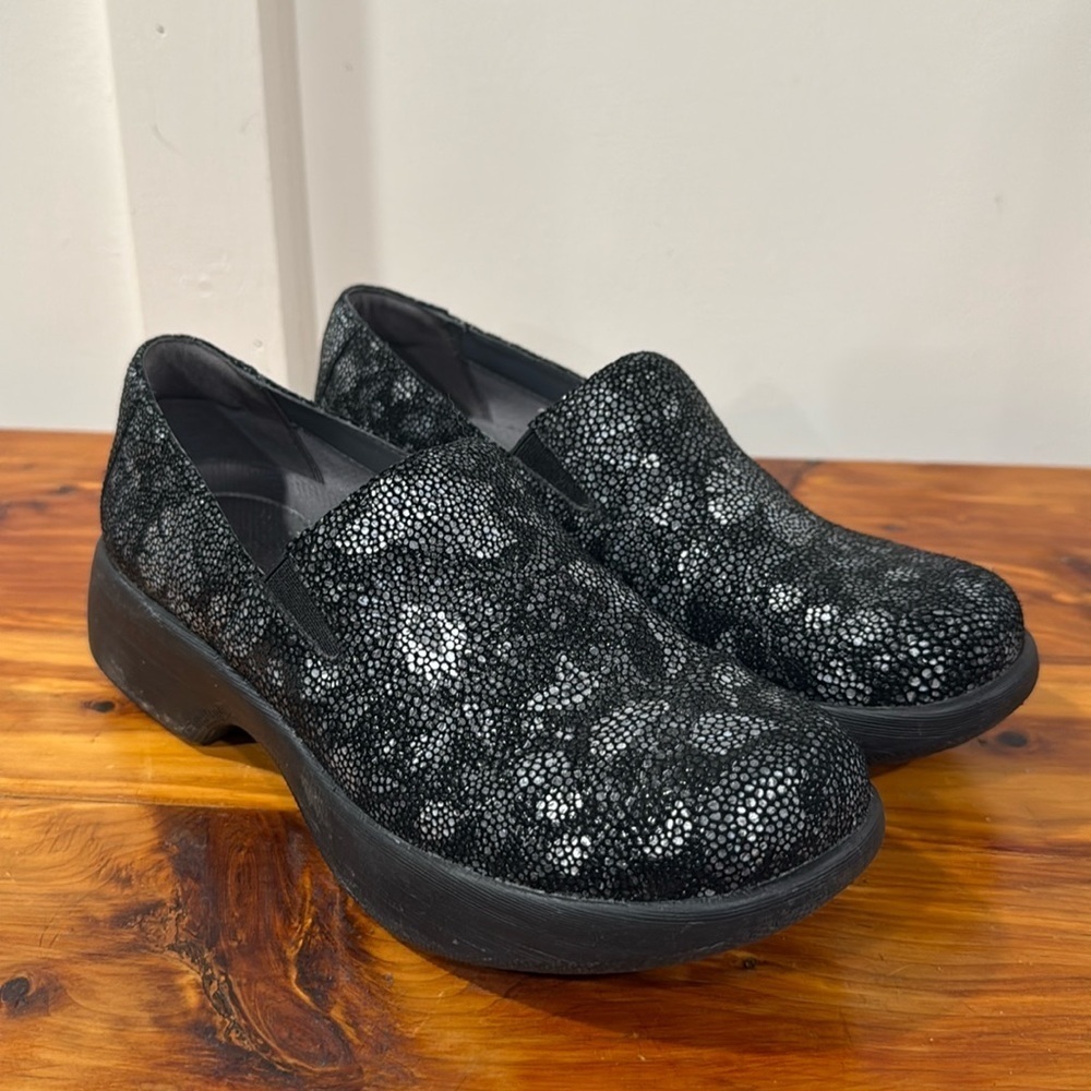 Dansko Winona Slip On Clogs in Metallic Floral 36
